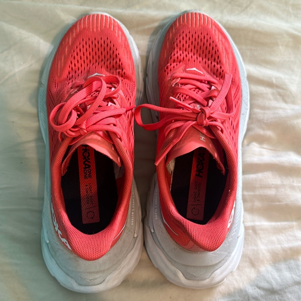 Hoka running shoes size 6